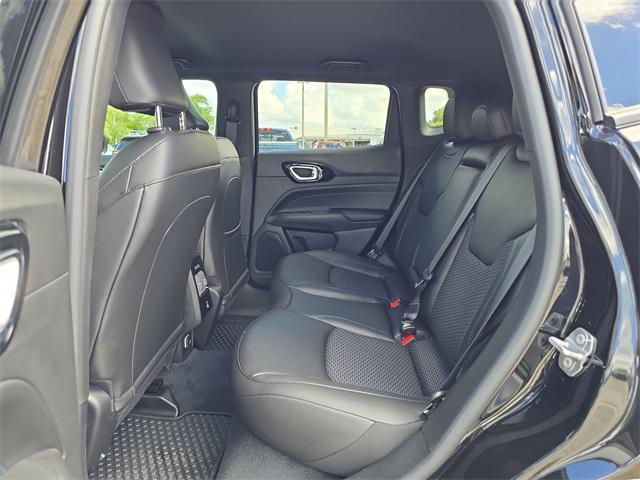 new 2025 Jeep Compass car, priced at $29,196