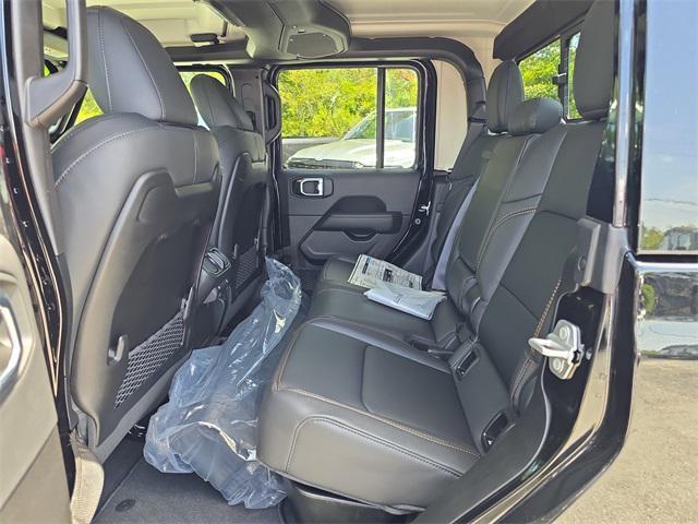 new 2025 Jeep Gladiator car, priced at $52,773