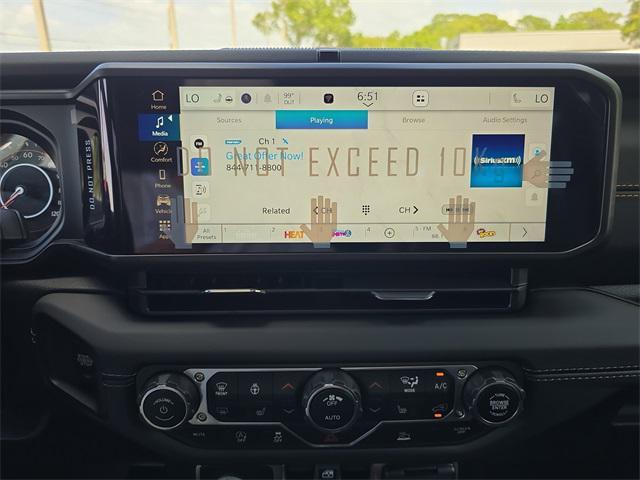 new 2025 Jeep Gladiator car, priced at $52,773