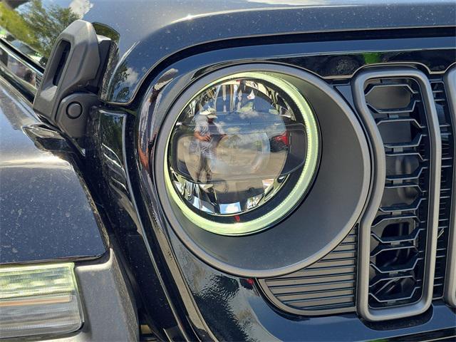 new 2025 Jeep Gladiator car, priced at $52,773
