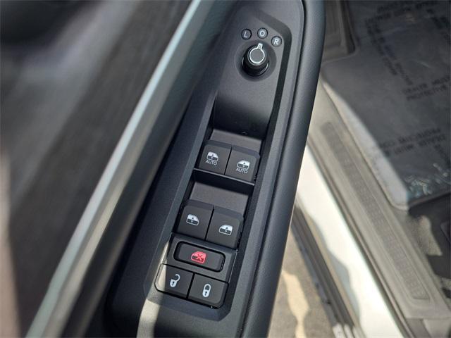 new 2025 Jeep Grand Cherokee car, priced at $44,631