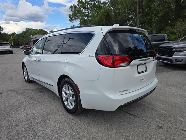 used 2017 Chrysler Pacifica car, priced at $13,450
