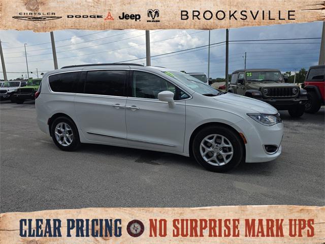 used 2017 Chrysler Pacifica car, priced at $13,450