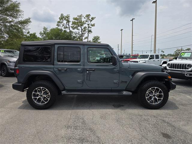 new 2025 Jeep Wrangler car, priced at $48,916