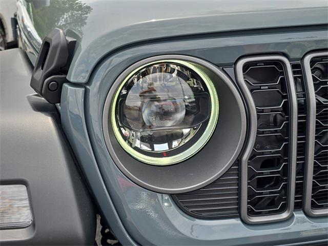 new 2025 Jeep Wrangler car, priced at $48,916