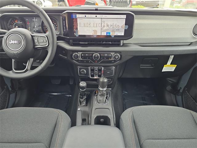new 2025 Jeep Wrangler car, priced at $48,916