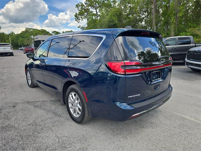 used 2025 Chrysler Pacifica car, priced at $37,995