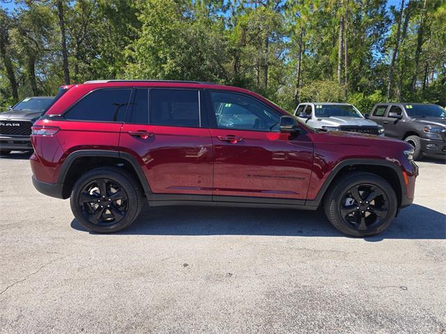 new 2025 Jeep Grand Cherokee car, priced at $41,017