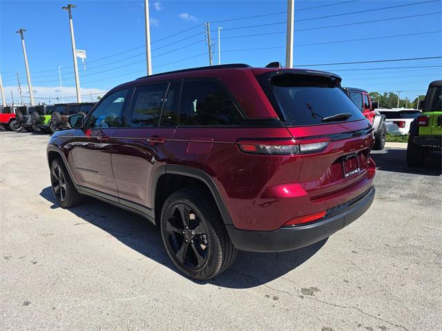 new 2025 Jeep Grand Cherokee car, priced at $41,017