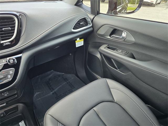new 2026 Chrysler Pacifica car, priced at $35,492