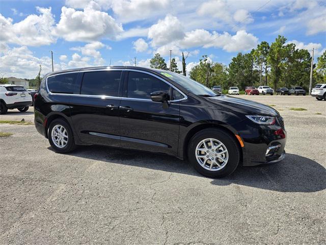 new 2026 Chrysler Pacifica car, priced at $35,492