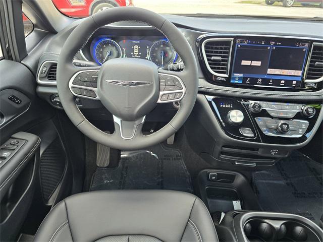 new 2026 Chrysler Pacifica car, priced at $35,492