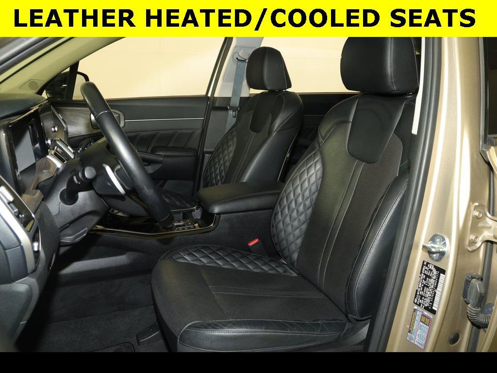 used 2021 Kia Sorento car, priced at $23,968