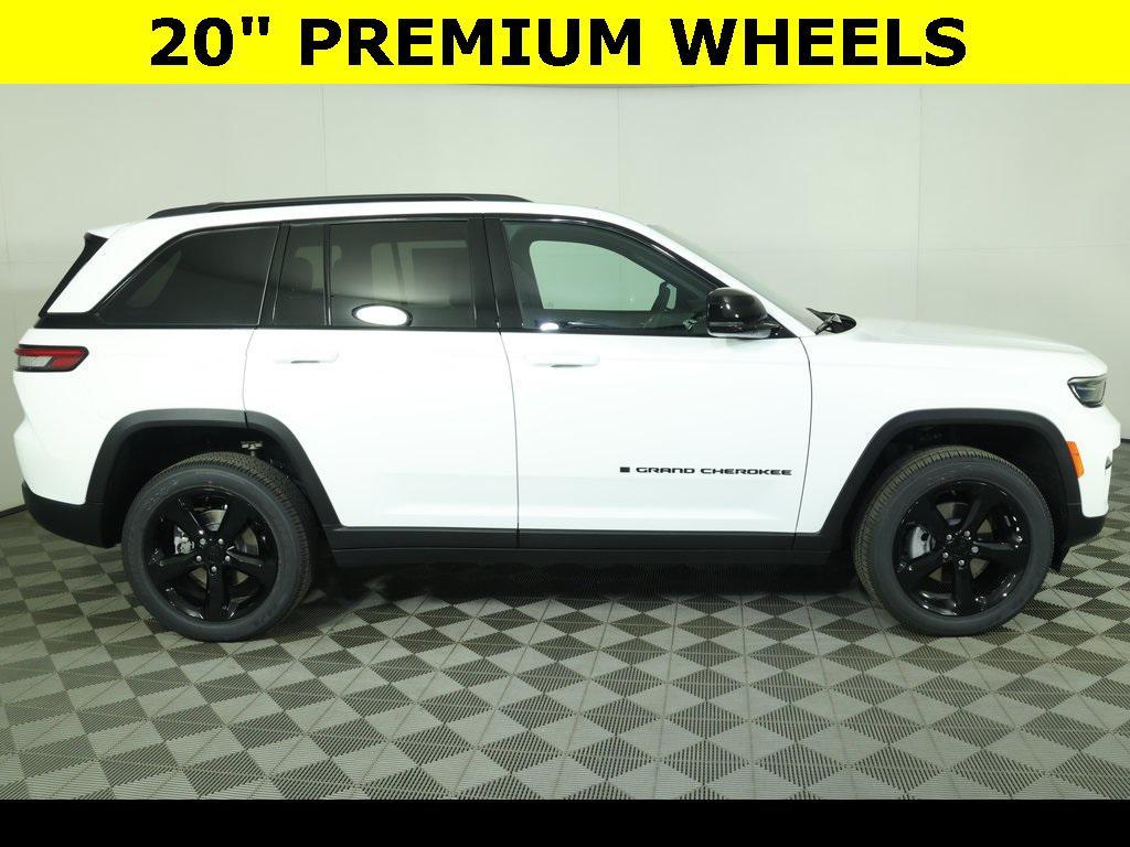new 2025 Jeep Grand Cherokee car, priced at $44,131