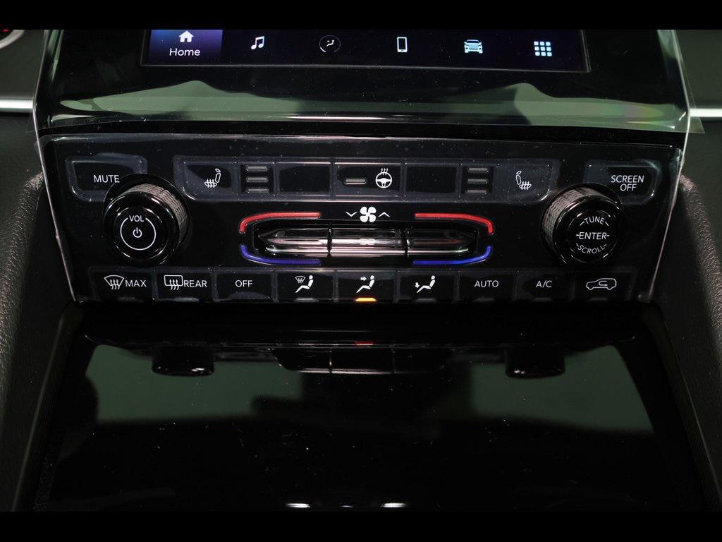 new 2025 Jeep Grand Cherokee car, priced at $44,131