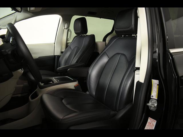 used 2024 Chrysler Pacifica car, priced at $33,838