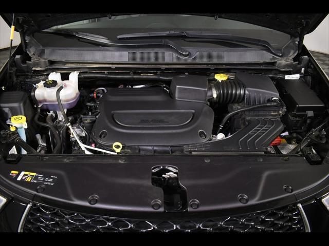 used 2024 Chrysler Pacifica car, priced at $33,838