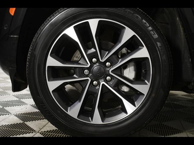 used 2023 Jeep Grand Cherokee car, priced at $45,340
