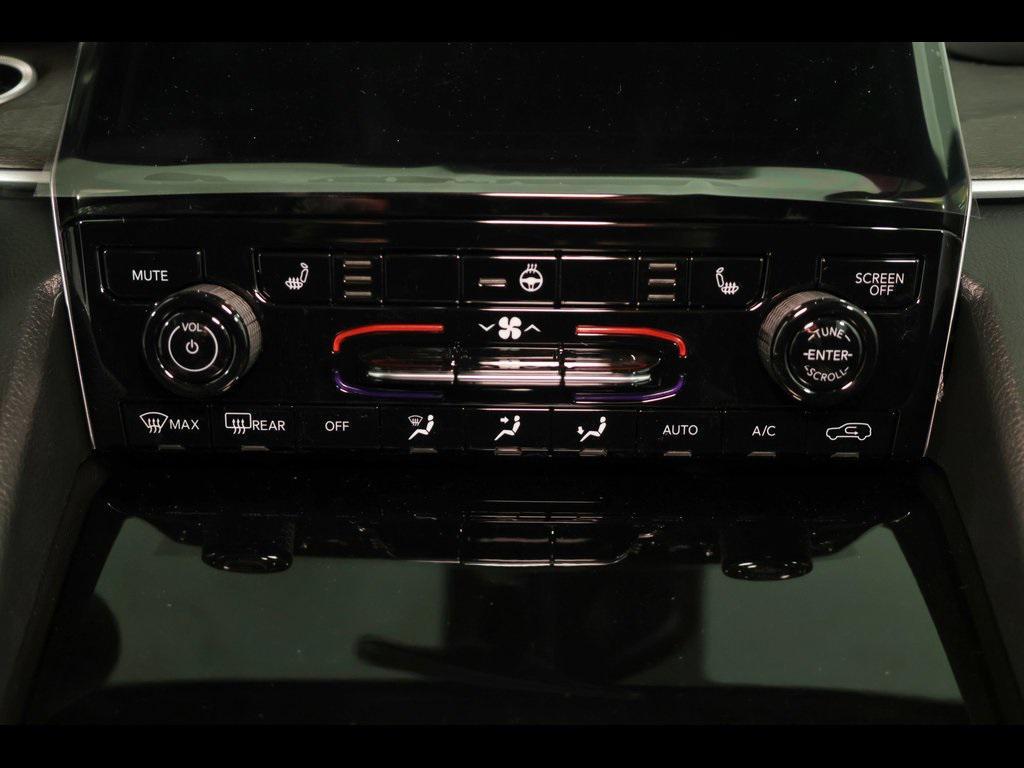 new 2025 Jeep Grand Cherokee car, priced at $48,735