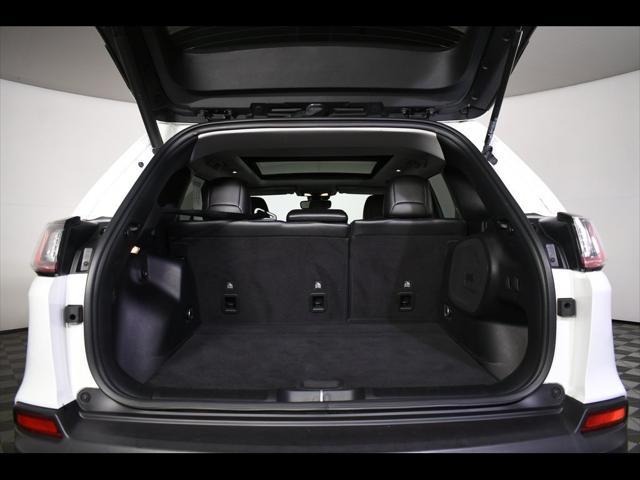 used 2021 Jeep Cherokee car, priced at $25,878