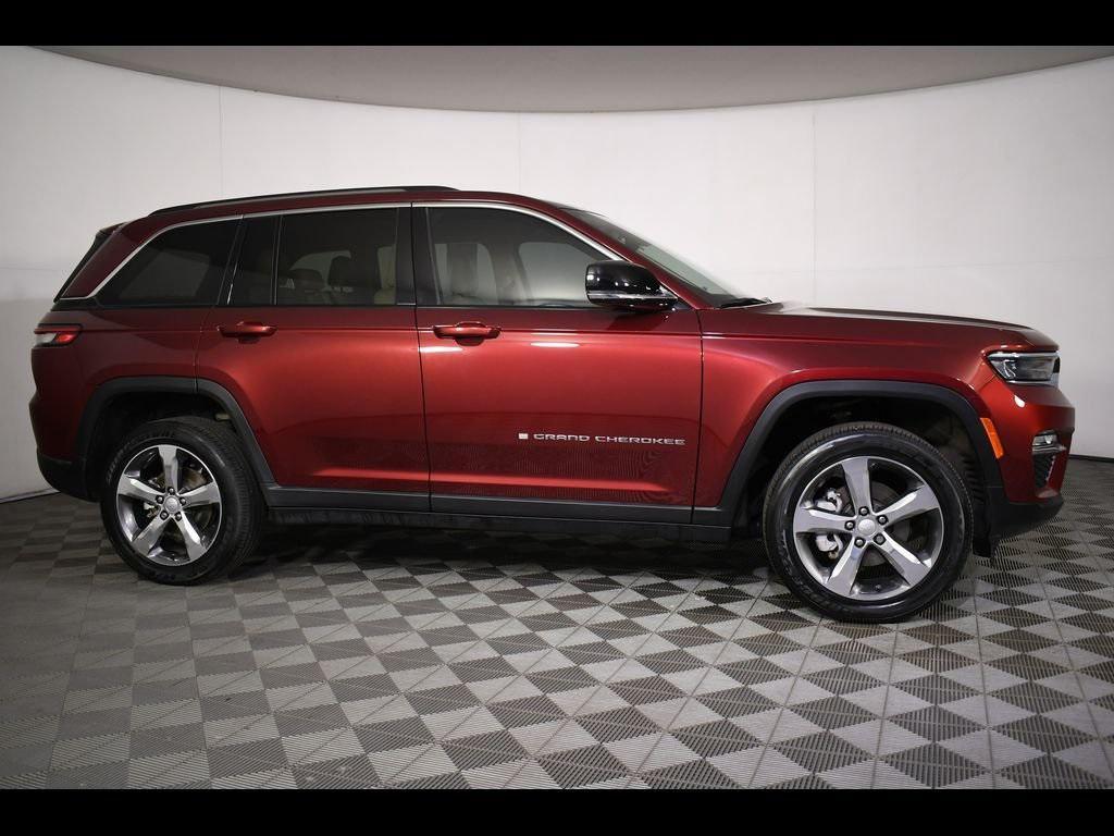 used 2022 Jeep Grand Cherokee car, priced at $33,681