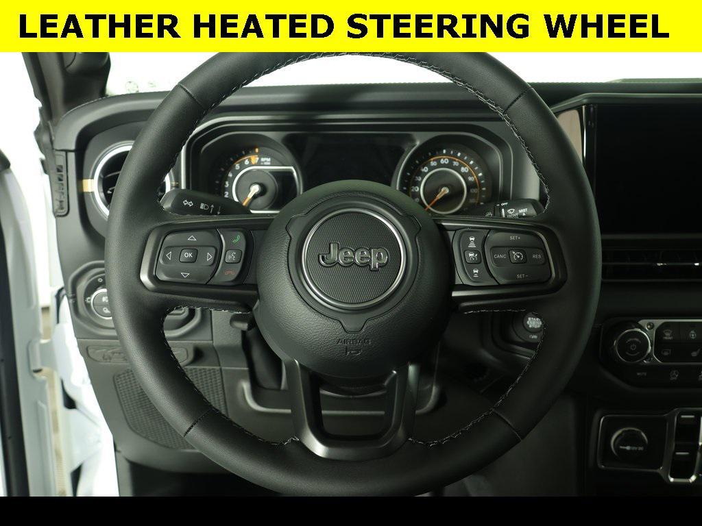 new 2025 Jeep Gladiator car, priced at $37,999