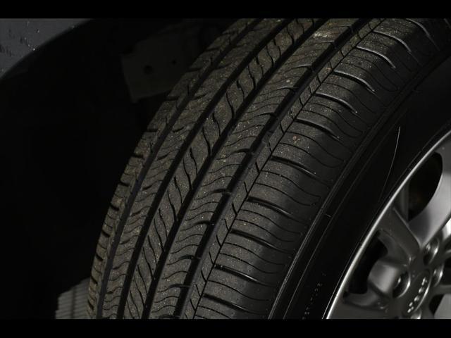used 2021 Jeep Cherokee car, priced at $26,462