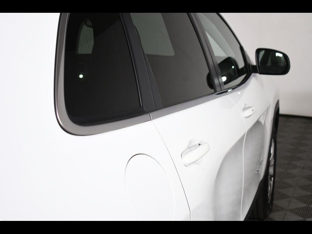 used 2021 Jeep Cherokee car, priced at $18,800