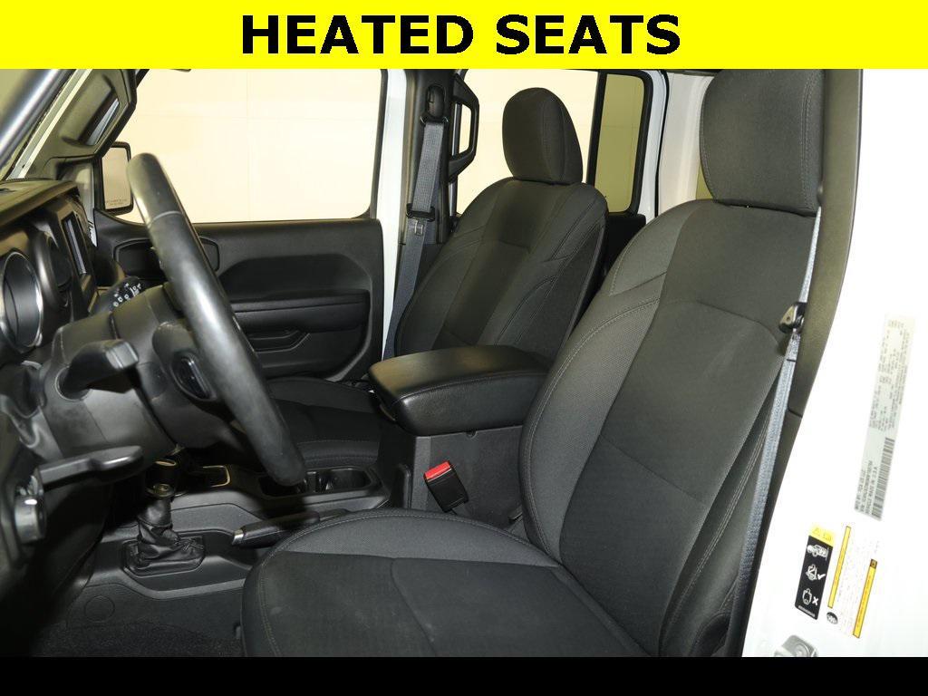 used 2022 Jeep Wrangler Unlimited car, priced at $27,208