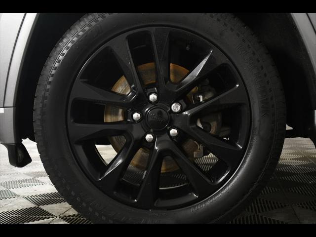 used 2021 Jeep Grand Cherokee car, priced at $25,000