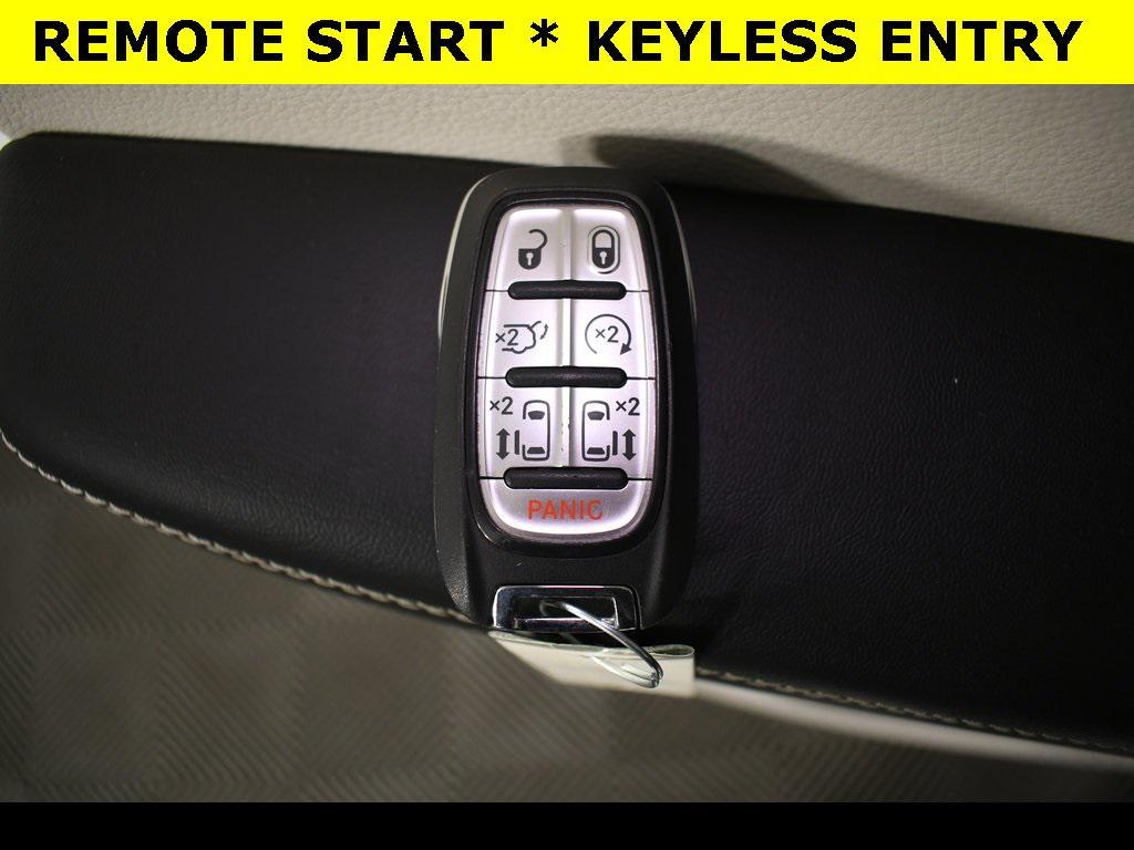 used 2024 Chrysler Pacifica car, priced at $31,672