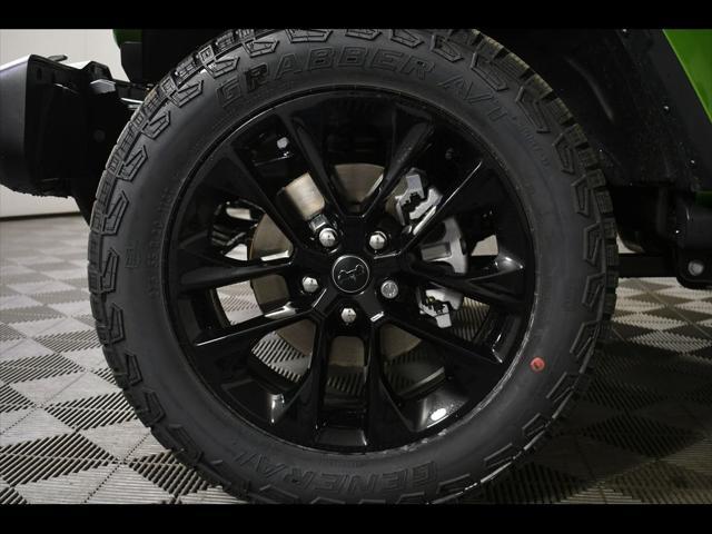 new 2025 Jeep Gladiator car, priced at $40,650