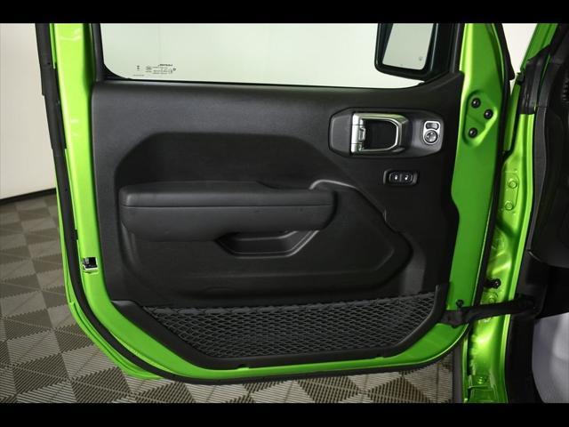 new 2025 Jeep Gladiator car, priced at $40,650