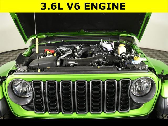 new 2025 Jeep Gladiator car, priced at $40,650