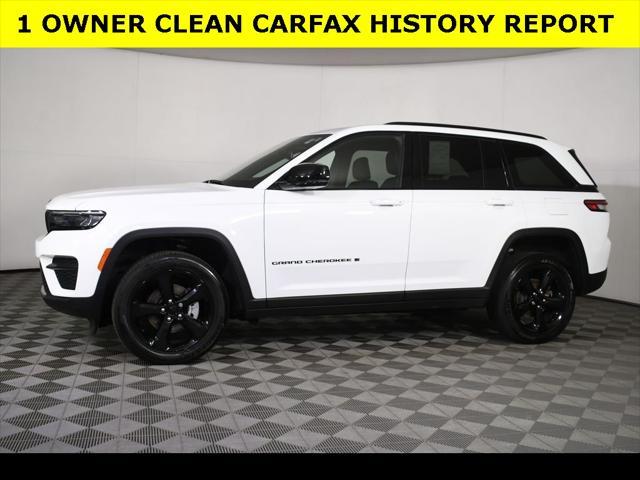used 2024 Jeep Grand Cherokee car, priced at $34,989