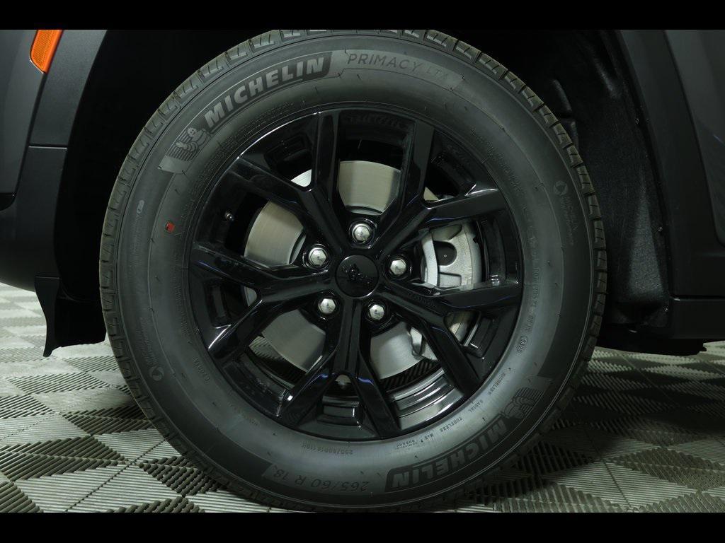 new 2025 Jeep Grand Cherokee L car, priced at $47,043