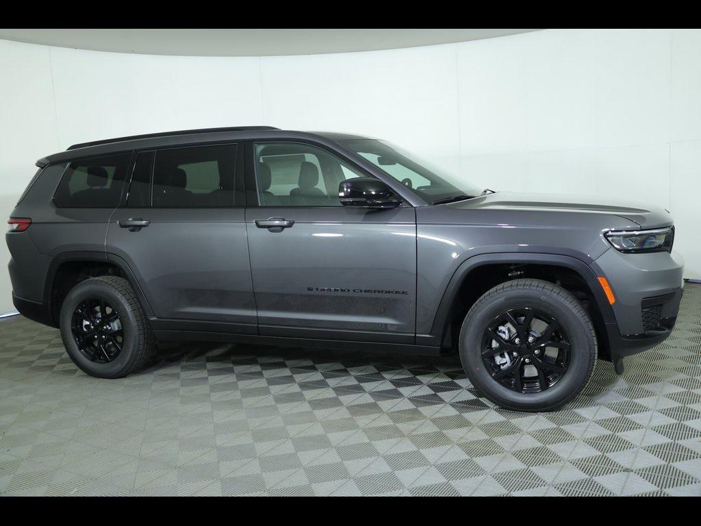 new 2025 Jeep Grand Cherokee L car, priced at $47,043