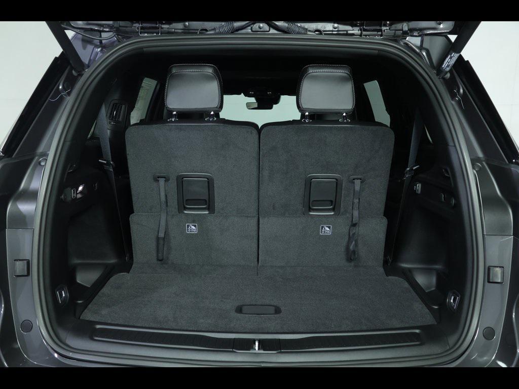 new 2025 Jeep Grand Cherokee L car, priced at $47,043