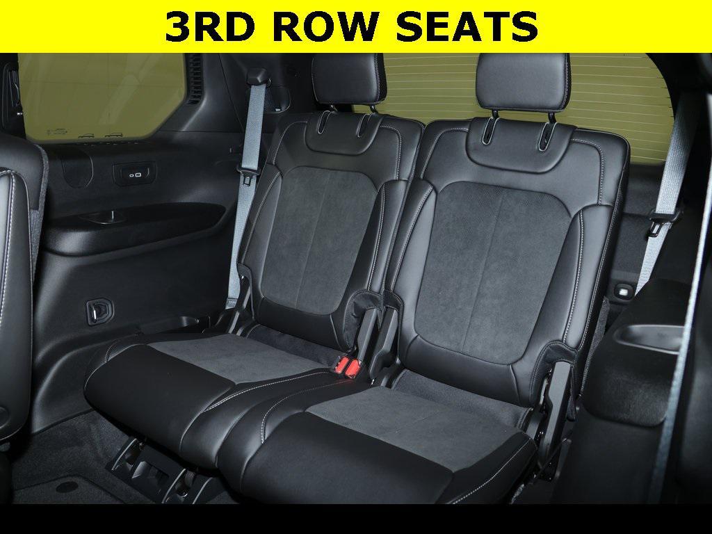 new 2025 Jeep Grand Cherokee L car, priced at $47,043