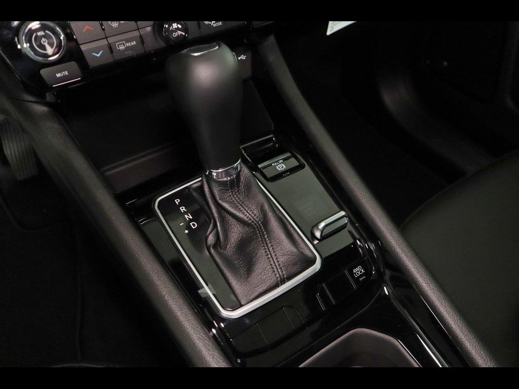 new 2025 Jeep Compass car, priced at $32,999