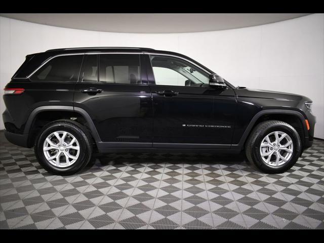 used 2023 Jeep Grand Cherokee car, priced at $39,595