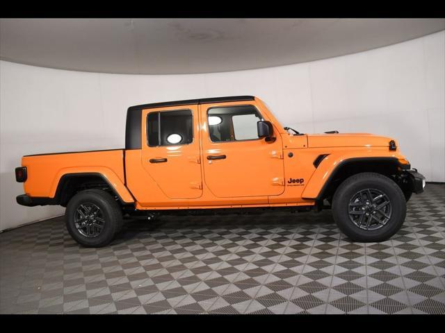new 2025 Jeep Gladiator car, priced at $46,328