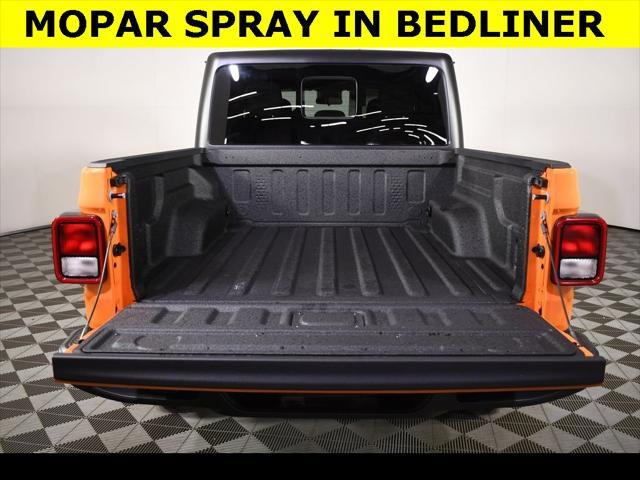 new 2025 Jeep Gladiator car, priced at $46,328