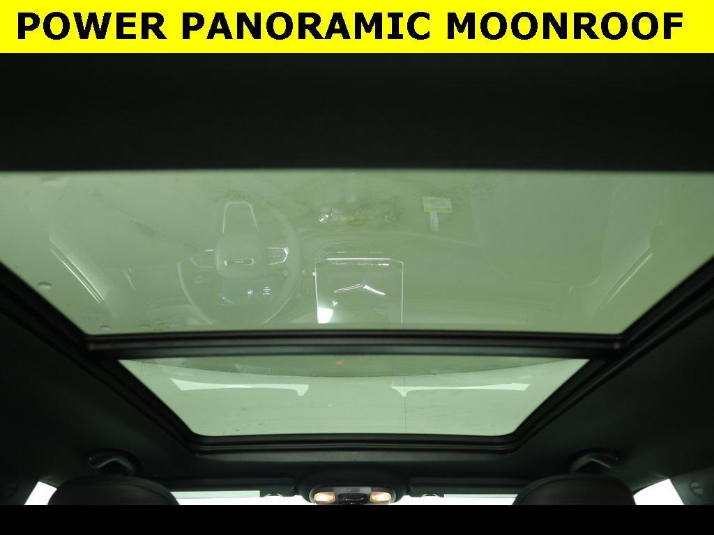 new 2026 Jeep Compass car, priced at $38,520