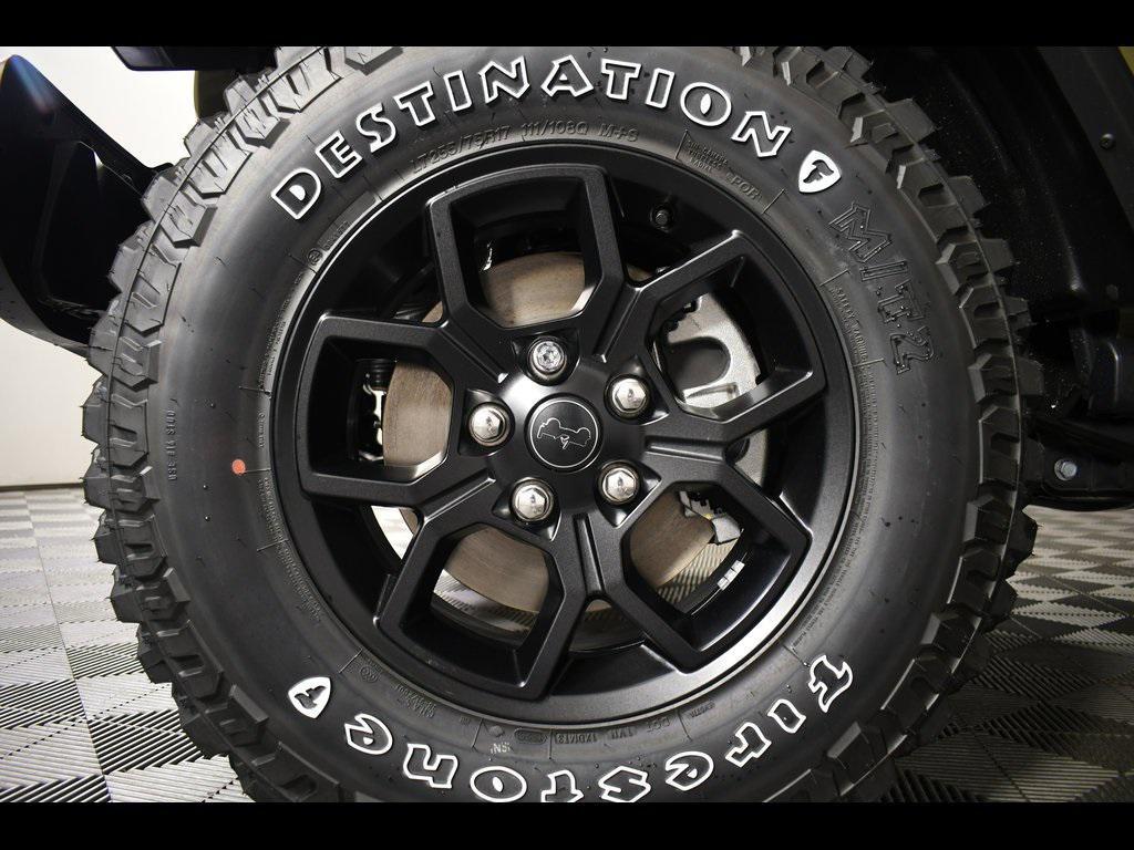 new 2025 Jeep Gladiator car, priced at $45,635