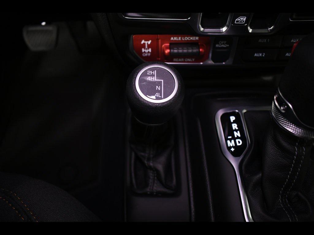 new 2025 Jeep Gladiator car, priced at $45,635