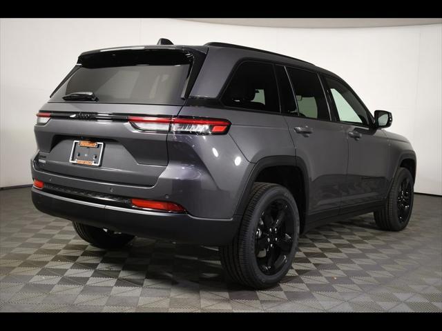 new 2025 Jeep Grand Cherokee car, priced at $44,675