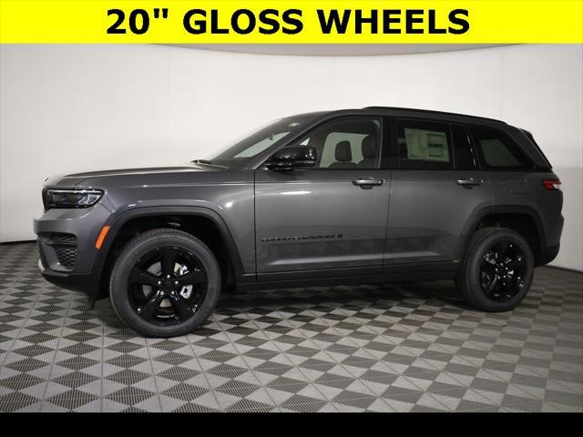 new 2025 Jeep Grand Cherokee car, priced at $44,675