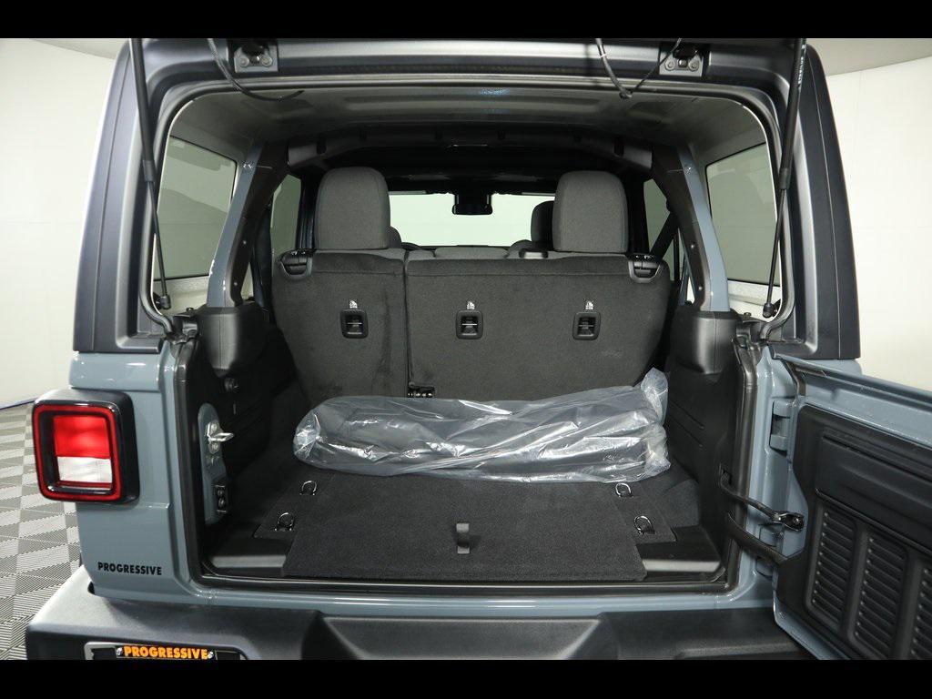 new 2025 Jeep Wrangler car, priced at $39,679