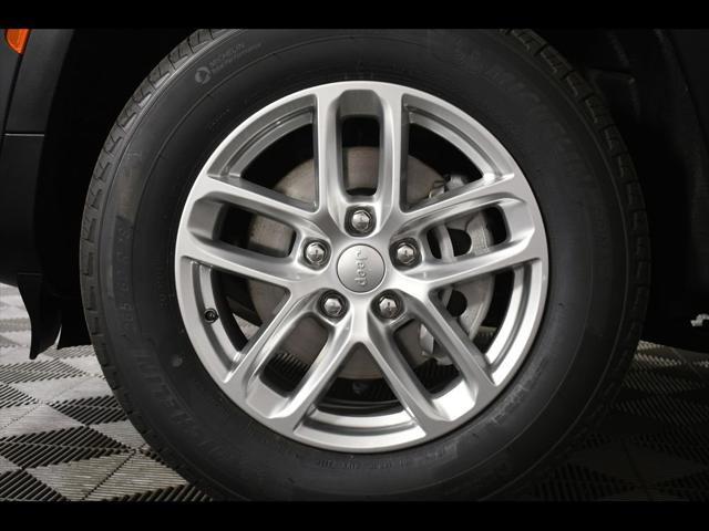 new 2025 Jeep Grand Cherokee car, priced at $39,767